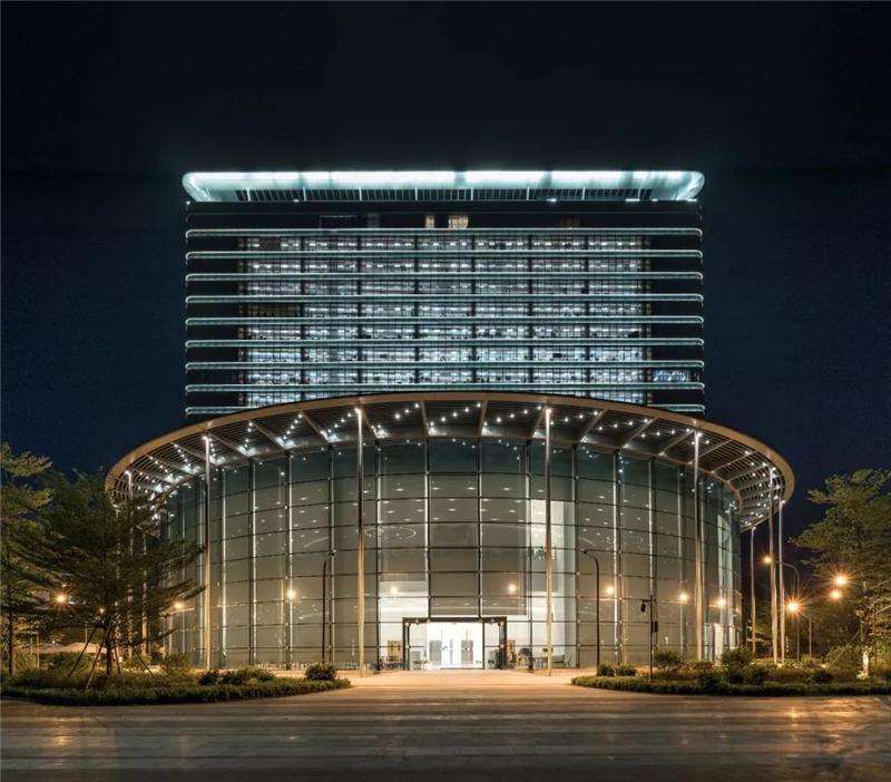 华为总部大楼震撼,华为照明