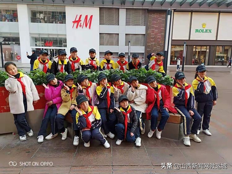 今日西关学子赴京展风采昔日临猗知青车站献爱心