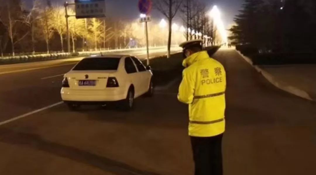 关于对路面违章停车的整治通告,关于违法停车进行集中整治的通告