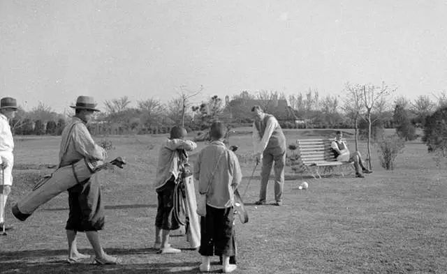你知道吗？最早的西郊公园，竟然是个“马厩”~