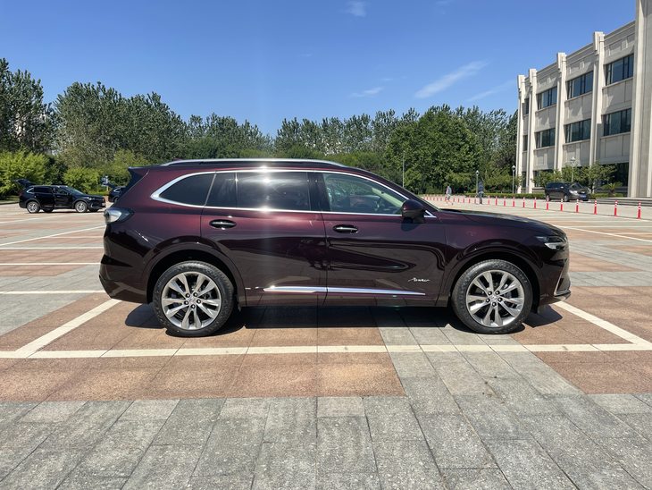 2022款昂科威plusavenir艾维亚五座,2022款昂科威plusavenir艾维亚五座版