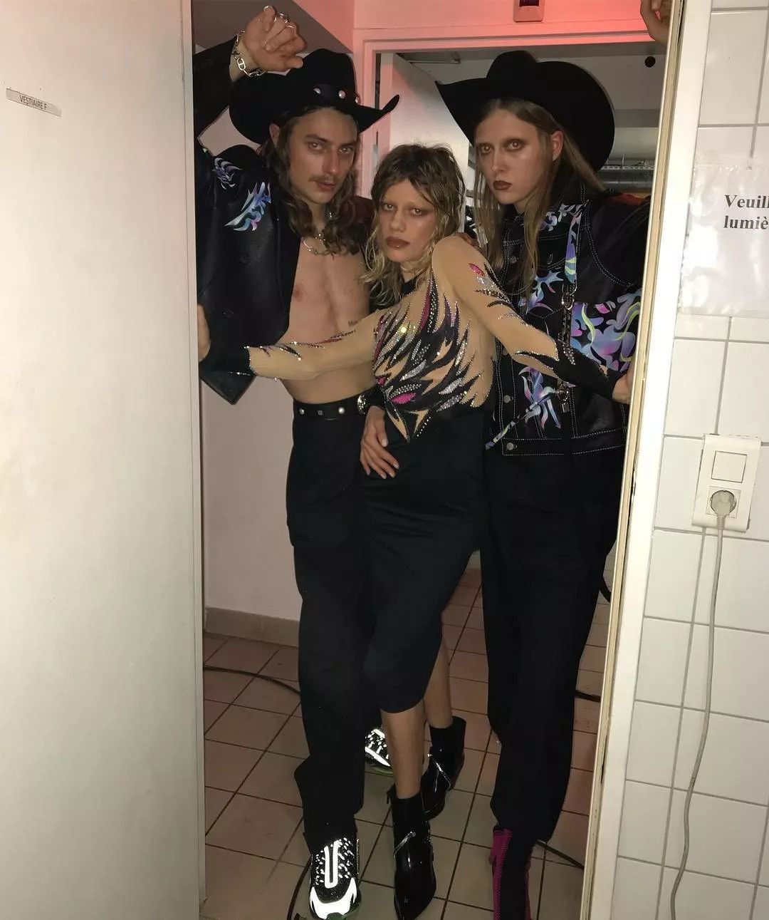 最性感的潮牌为什么是它？MISBHV来啦，全球女生都喜欢它的不乖风