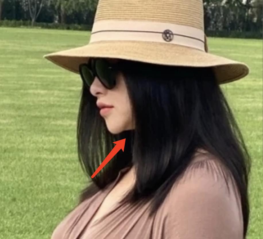 朱珠挺孕肚现身电视剧活动,朱珠亮相穿价值3万睡衣遮孕肚