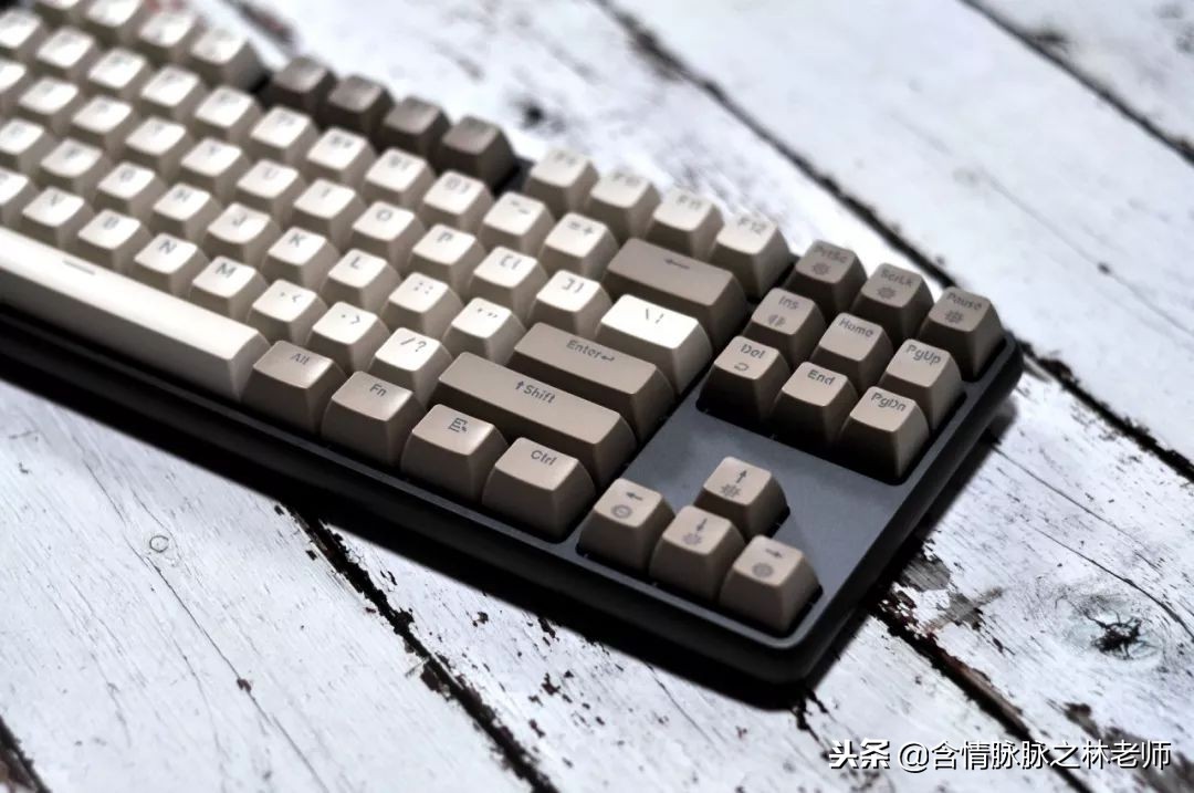 红轴正刻机械键盘,悦米红轴机械键盘