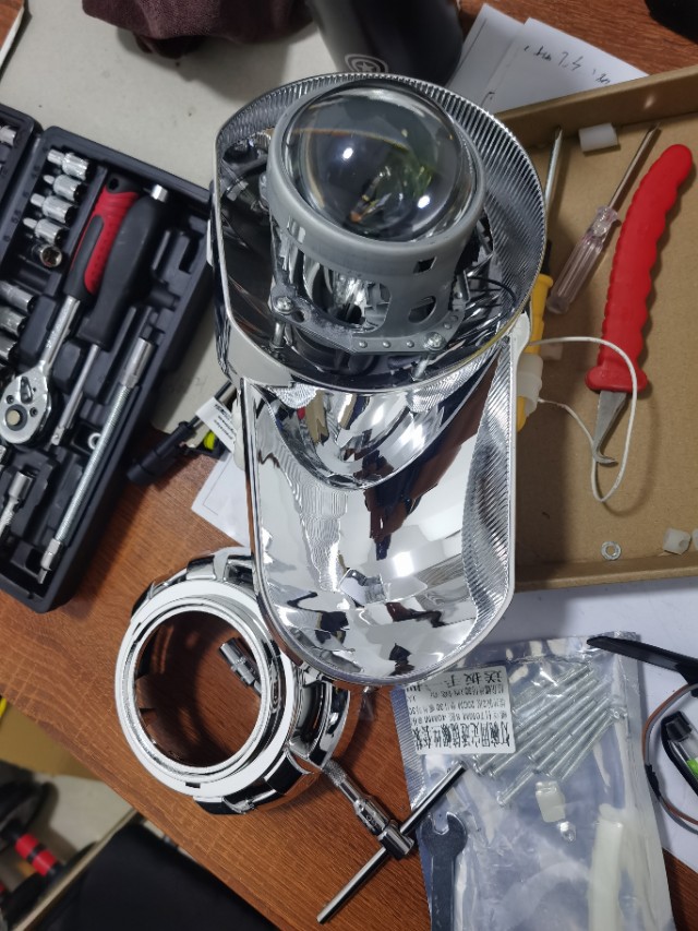 专业讲解原车led透镜大灯升级方法,卤素灯改氙气大灯方法