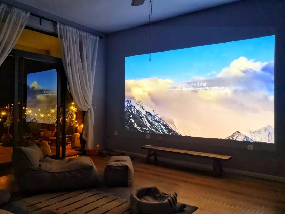 *窥偷**了22位朋友的客厅，我发现小户型变大，大户型变豪的神仙操作