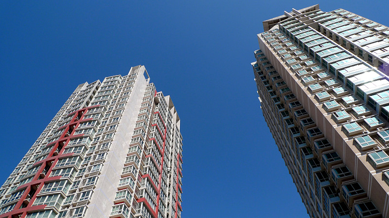 同一栋楼为啥西户比东户更有价值,同一栋楼东边户和中间户哪个好