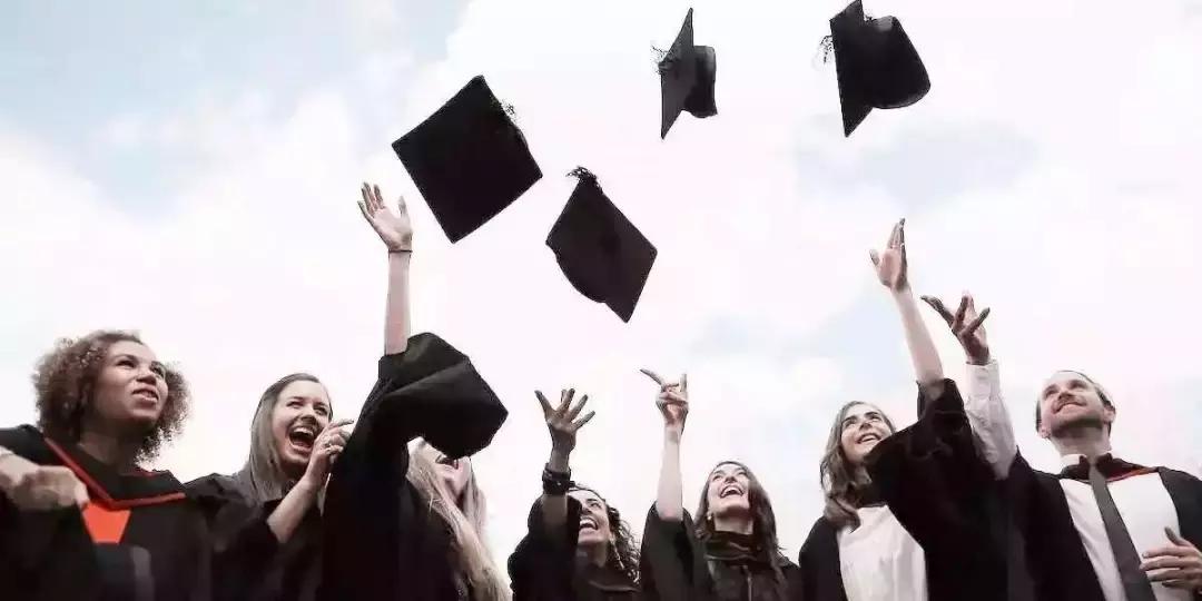 出国留学意义英语视频,送孩子出国留学前的意义