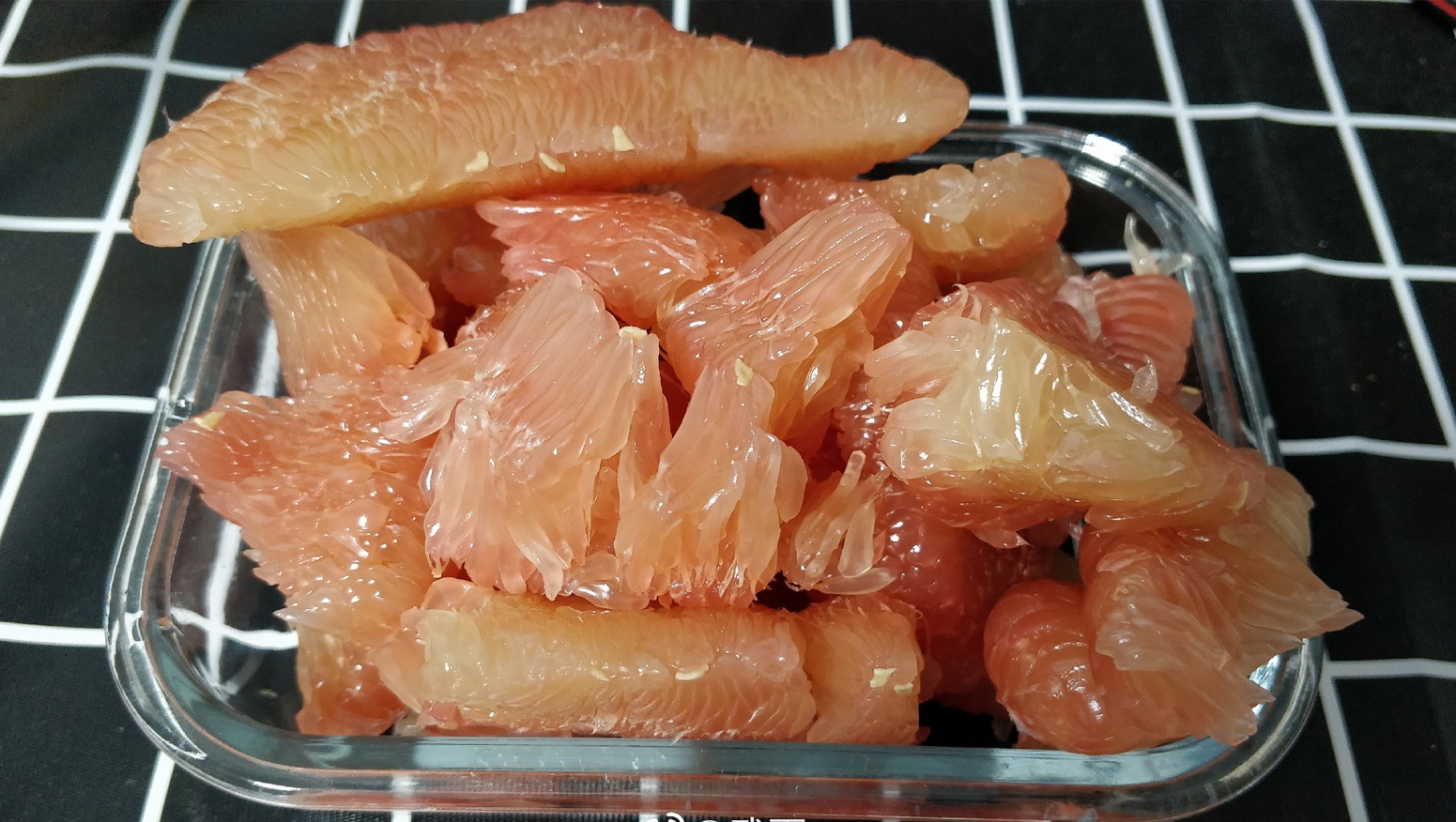 孕妇吃柚子的功效与作用及禁忌症,所有种类的柚子孕妇可以吃