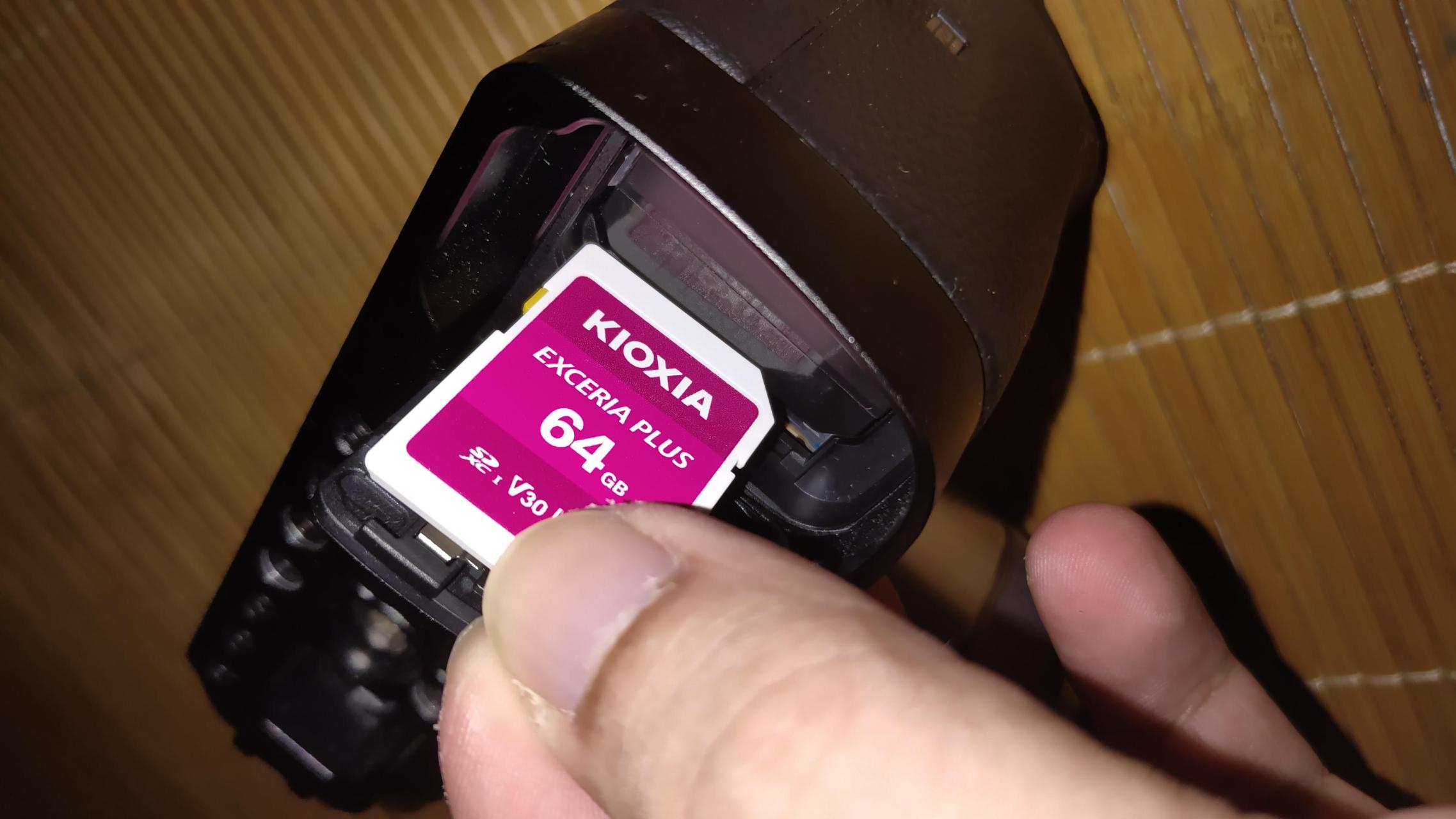 高温不掉速！铠侠,原东芝存储EXCERIAPLUS64GBSD卡