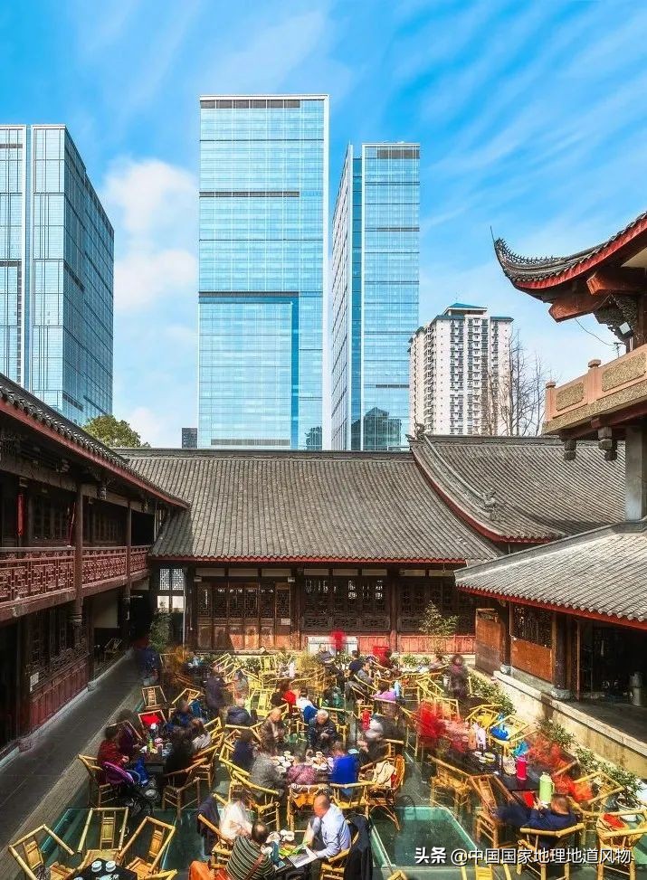 成都是一个安逸的地方吗,成都是个挺安逸的城市