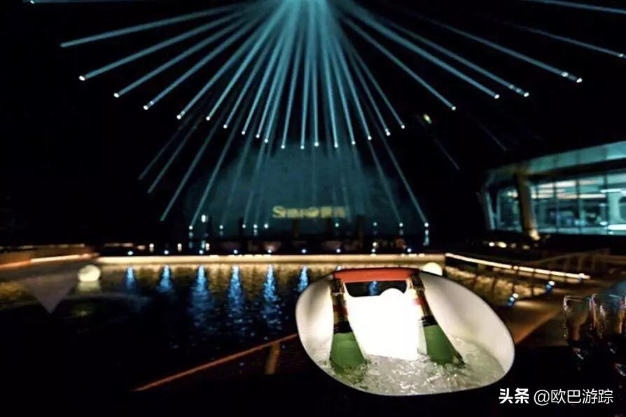 全球唯一八星级酒店耗费200亿打造,世界十大奇迹建筑深坑酒店