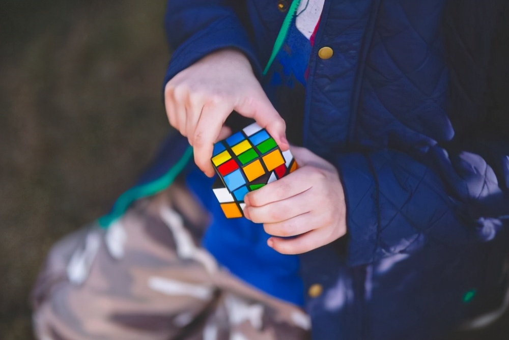 三阶魔方七步还原口诀初学者,三阶魔方七步还原通俗口诀完整