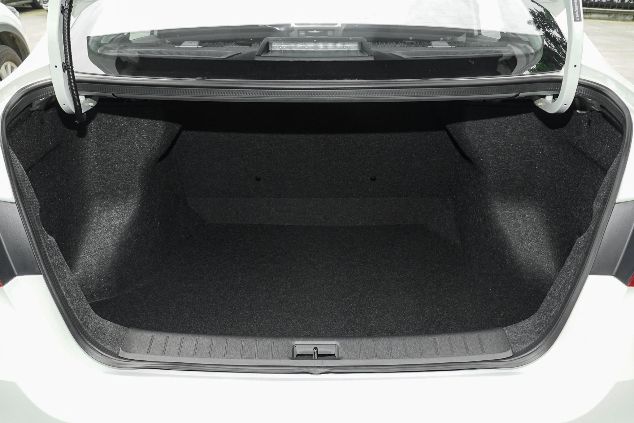 口碑好又便宜的日产轩逸,日产天籁动力小