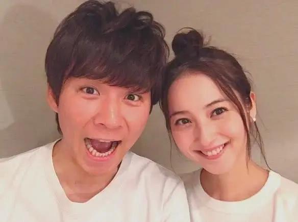 佐佐木希与丈夫近照,佐佐木希和丈夫结婚了吗