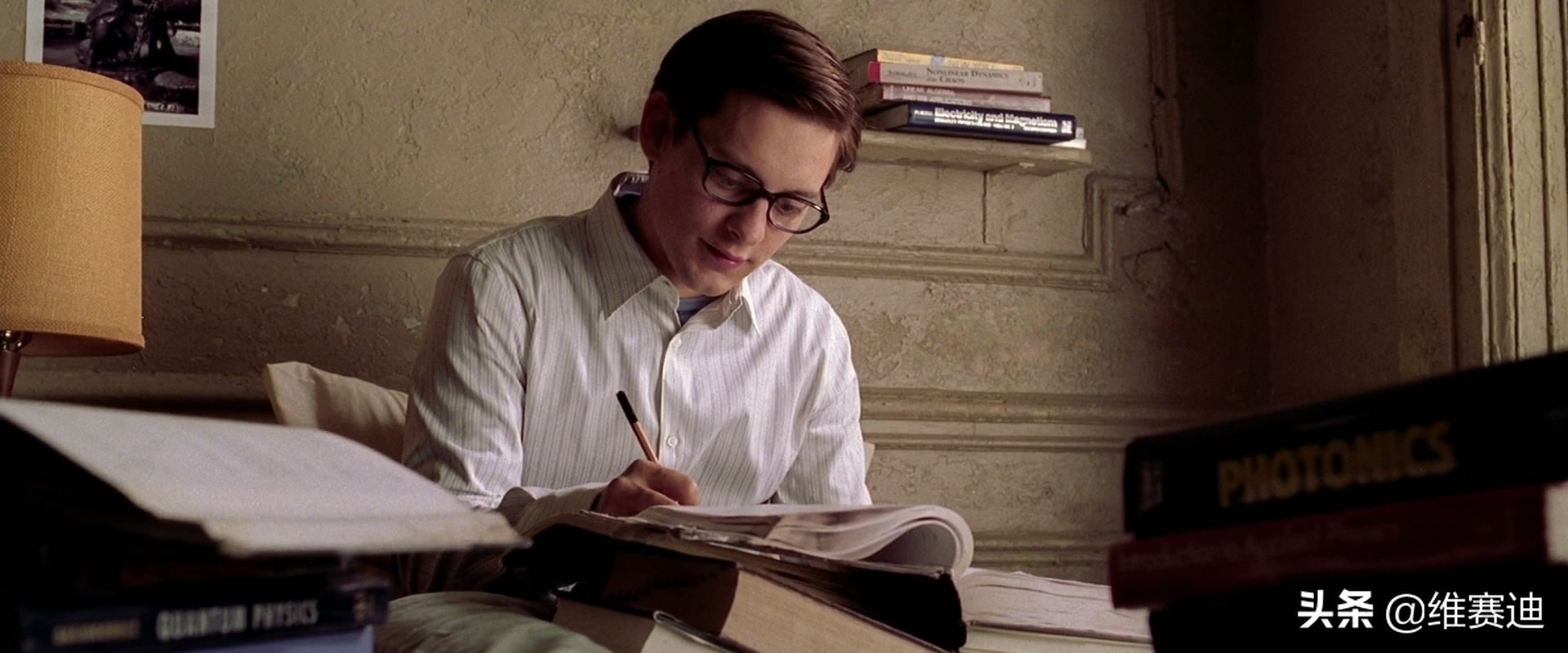 为什么蜘蛛侠不像钢铁侠那样,为什么说蜘蛛侠不可超越