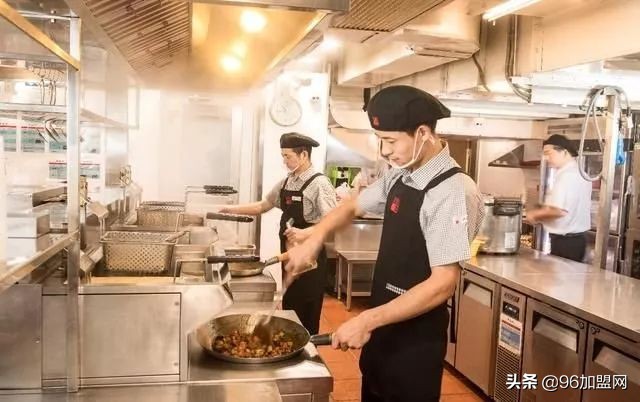 面对就业市场竞争应对的策略,餐饮竞争激烈如何破局