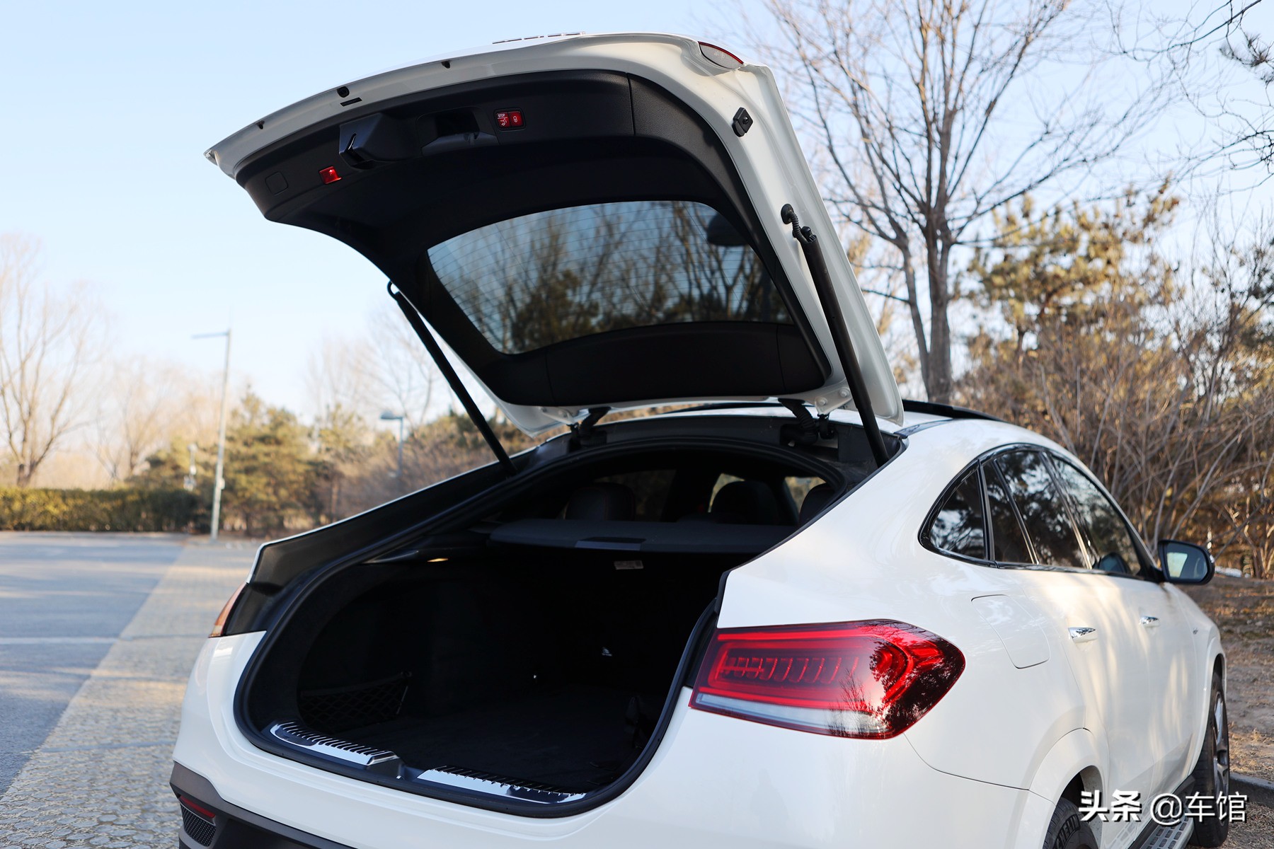 奔驰gle53amg2023款,去提一台奔驰gle53amg是什么体验