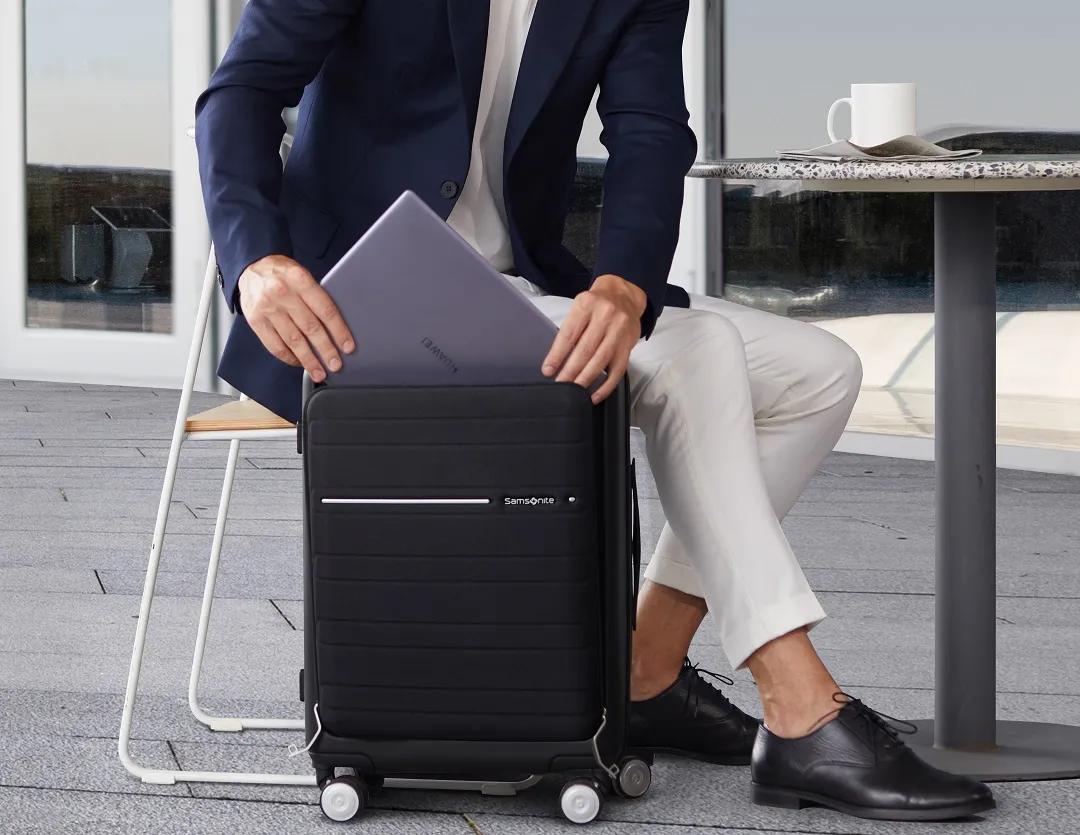 新秀丽智能商务旅行箱,新秀丽智能商务旅行箱测试