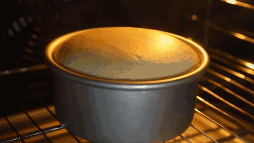 没烤熟的面包是怎么样的,没烤熟的面包吃了会怎么样