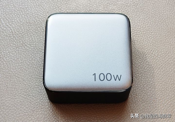 绿联苹果充电头20w秒杀,绿联充电头氮化镓30w怎么样