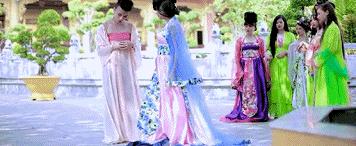 比zara和优衣库高级的品牌,zara比较优衣库