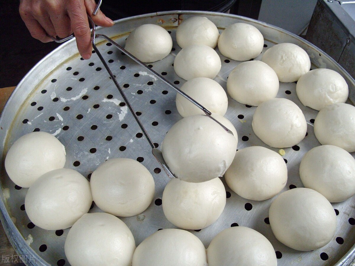 揉好馒头要醒多久,揉完馒头上锅蒸之前得醒几分钟