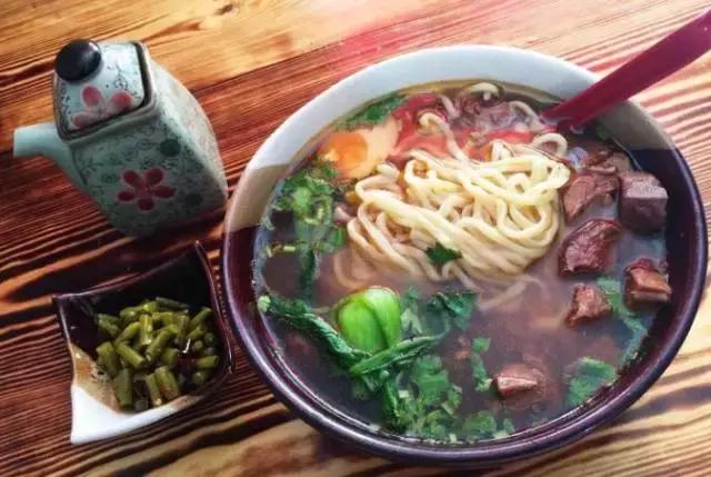 青岛好吃的面推荐,青岛好吃的大碗拉面