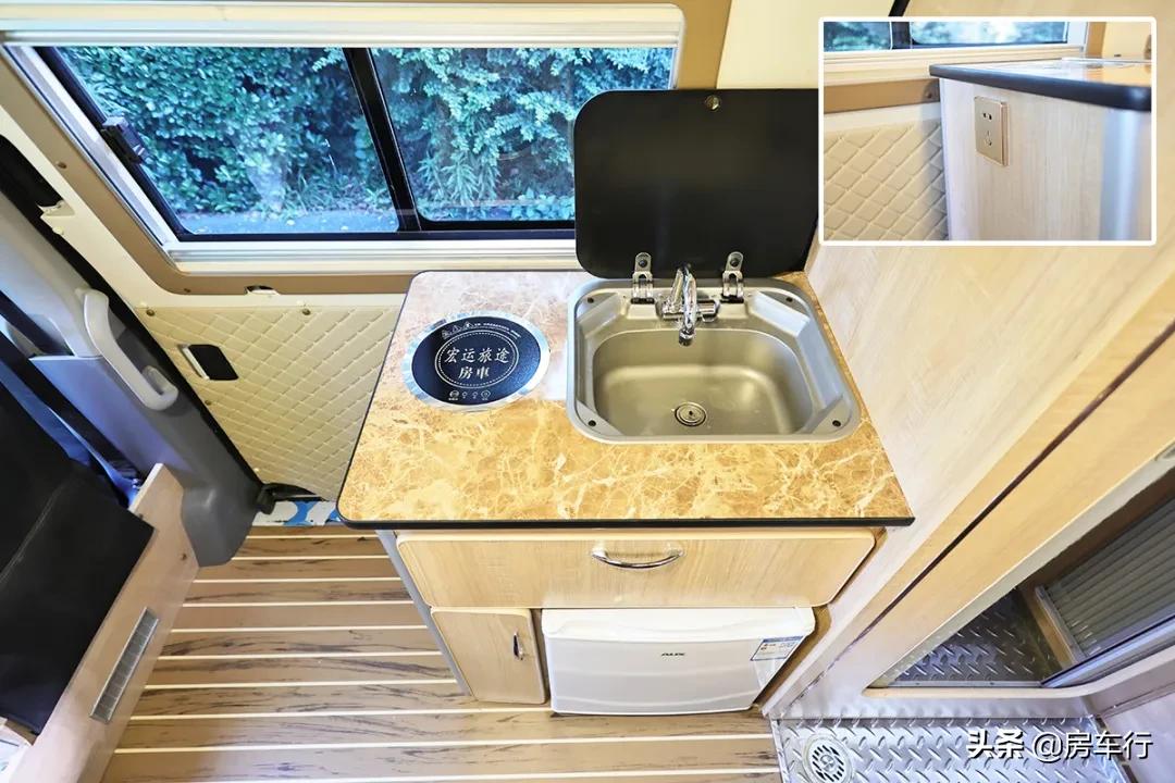 房车价格5-10万元低顶b型房车,房车大全20-30万的c型高档房车