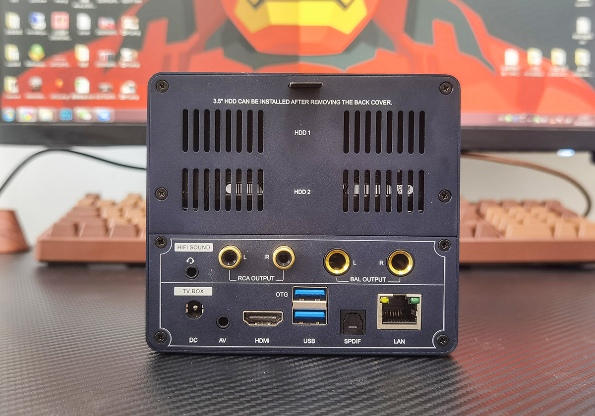 零刻电视盒评测：4G+64G发烧配置，还能扩展32T空间