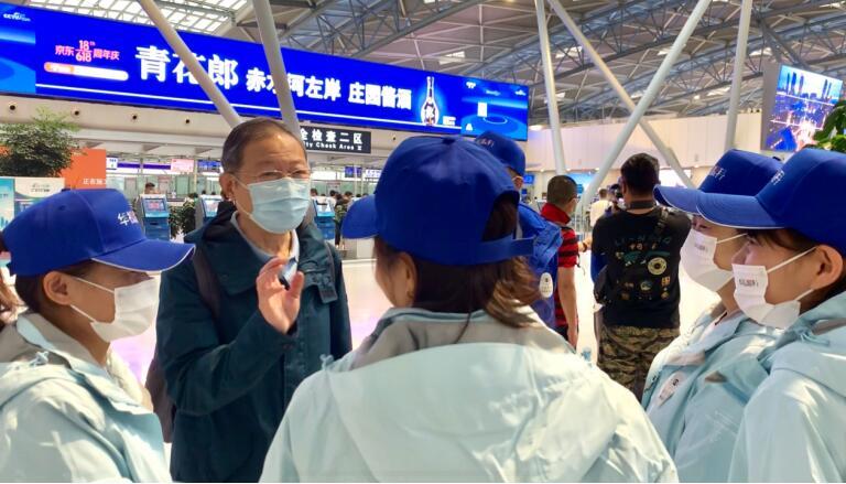 践行公益我们一直在路上,践行光明公益活动