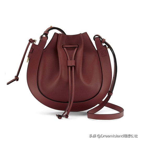 loewe黑色马鞍包,新包蔻驰