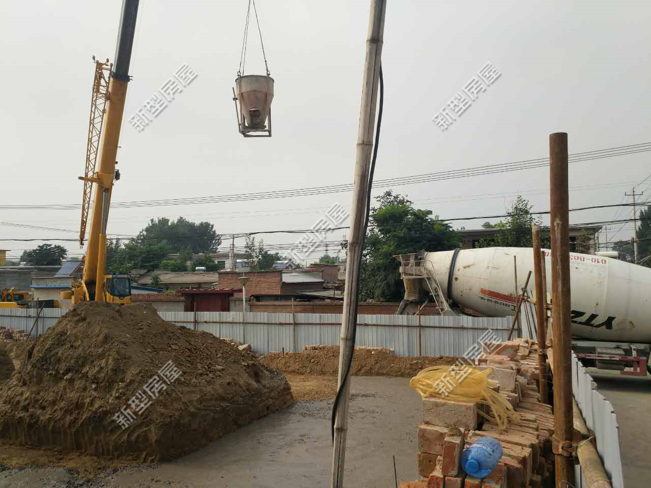 农村自建房浇混凝土有点轻微裂痕,农村自建房混凝土怎样不裂