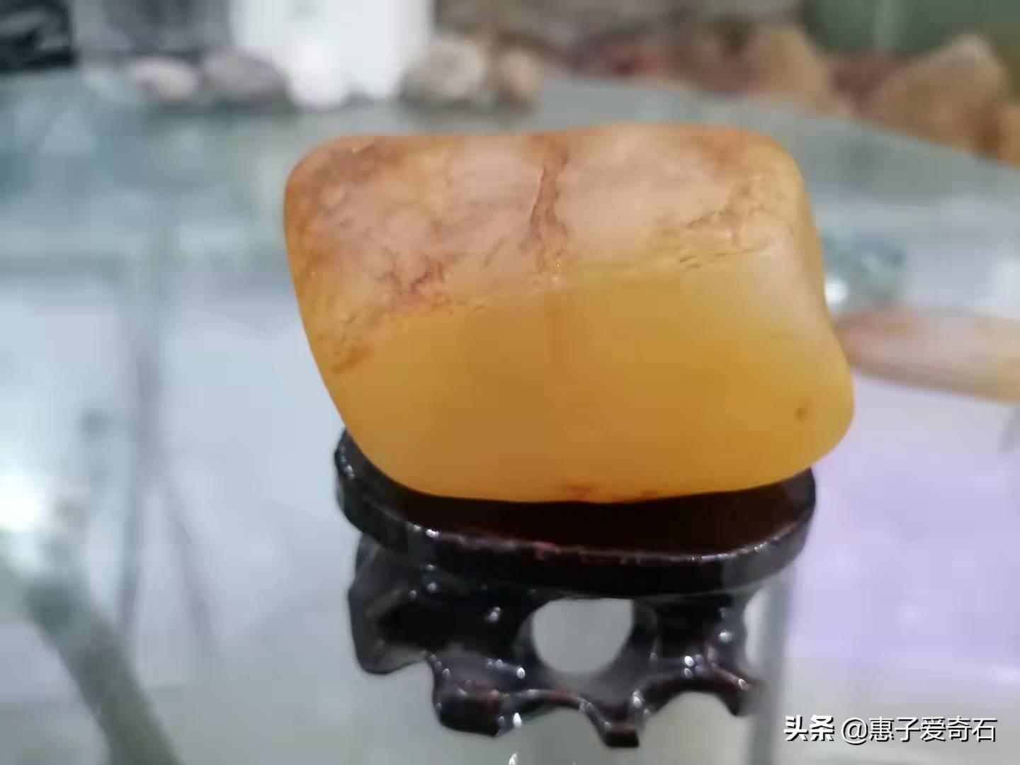 纯正的黄龙玉玉石手串,黄龙玉在玉石中排第几位