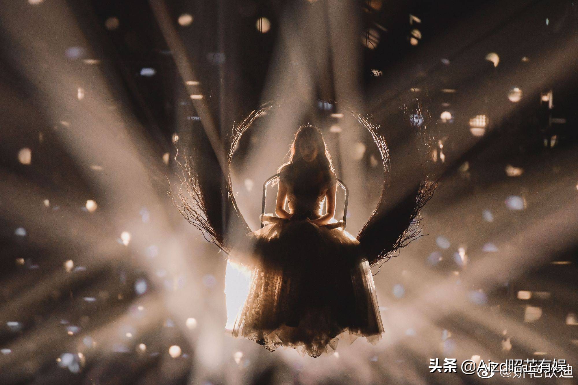 快手晚会：迪丽热巴郑爽甜美公主风、许魏洲黄子韬帅气酷炫