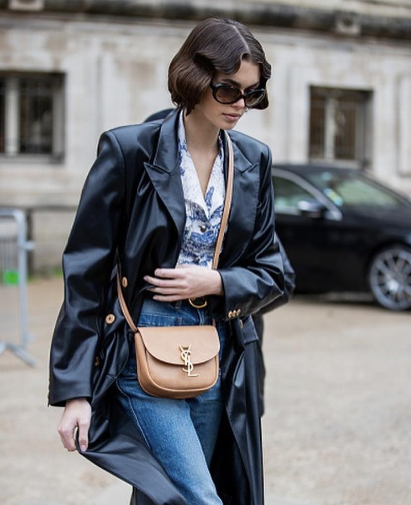 蕾哈娜菠萝纹的服装,蕾哈娜服装品牌