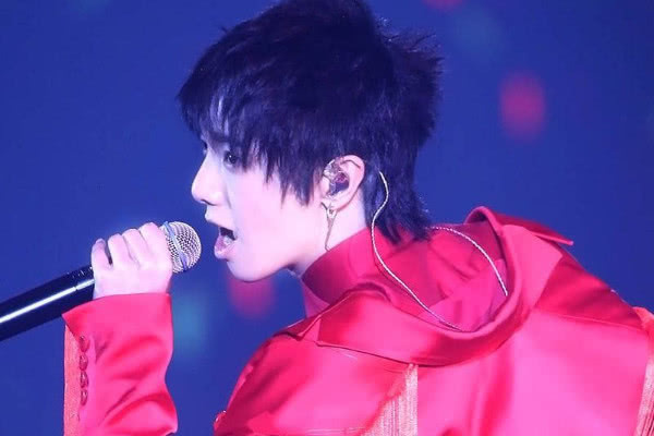 张碧晨是为了挽回华晨宇吗,张碧晨现在和华晨宇是什么关系