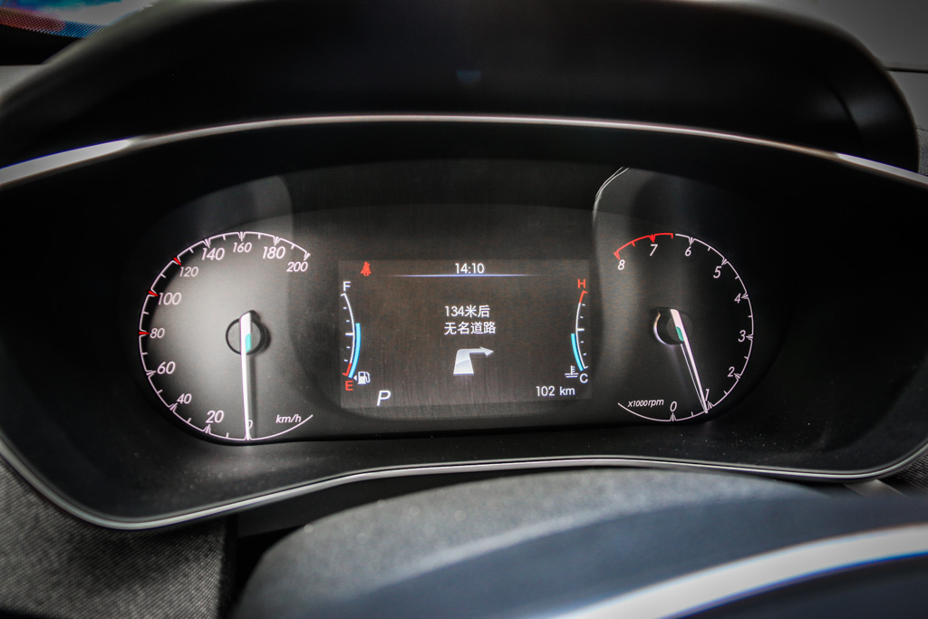 北京汽车智达x3手动荣耀版配置,21款智达x3自动挡荣耀版试驾