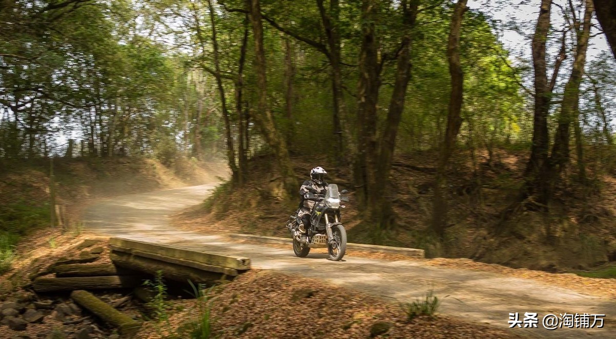 雅马哈拉力摩托车tenere700,反其道而行案例