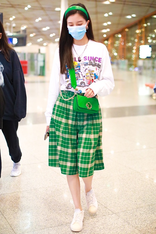 夏天穿什么款式裤子凉快舒服,夏天穿什么裤子凉快又柔软