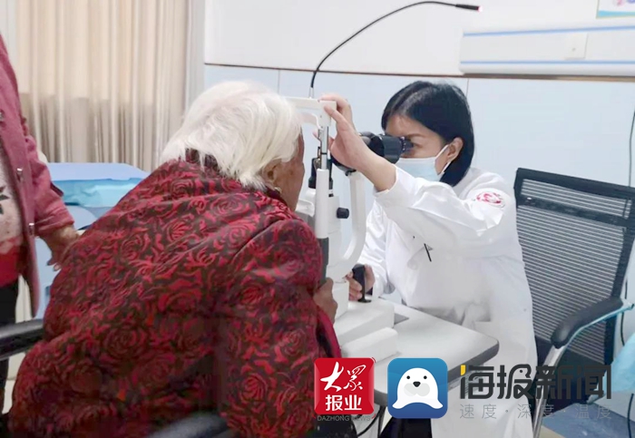 菏泽市哪家医院做白内障做得最好,日照87岁白内障患者轻松重见光明