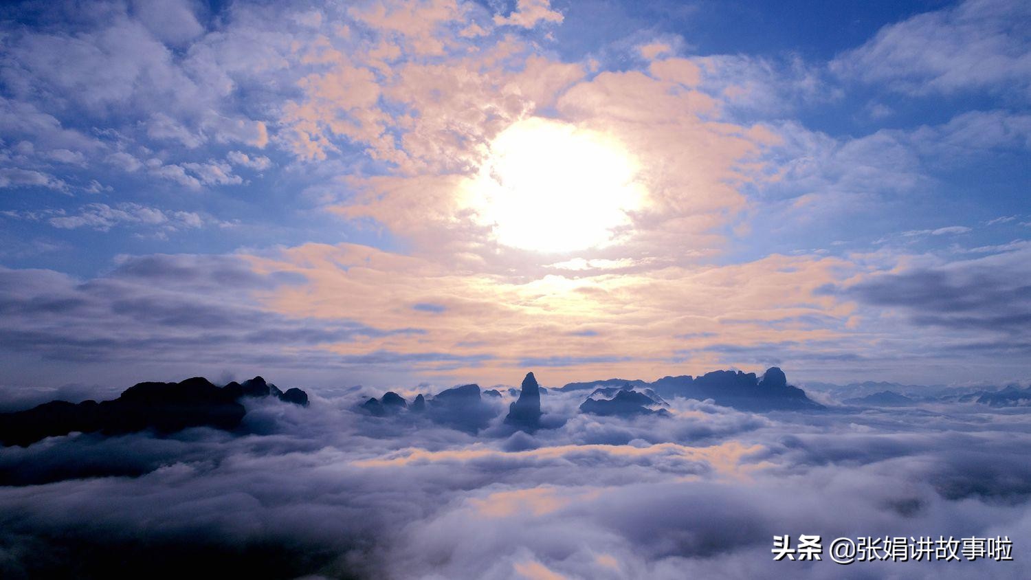 最能体现李白诗仙的诗,李白写诗奔放奇特