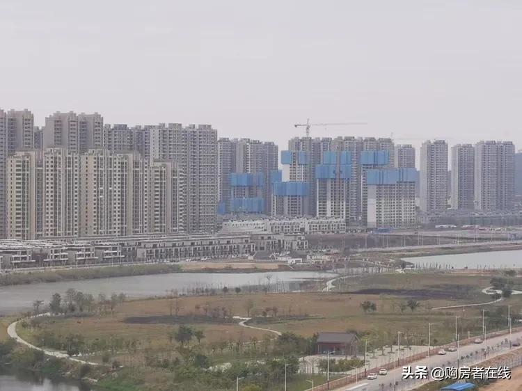 实探山景好的楼盘,实探新区核心地块