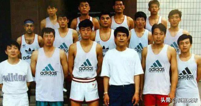 打篮球四年,打四年篮球厉害吗