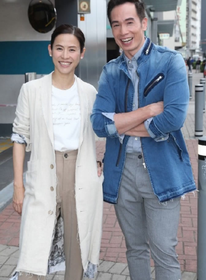 宣萱穿白色长裤,宣萱白衬衣黑裤子