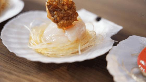 烧烤蒜蓉烤扇贝的做法视频教学,胶东大厨蒜蓉粉丝扇贝的正宗做法