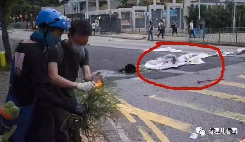 乱港暴徒六大“智熄”瞬间!确认过眼神,是不读书的人……