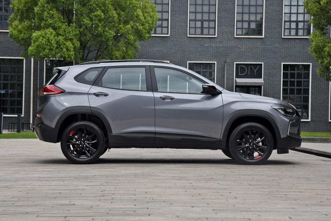 取消手动挡/11.89万起售！新款雪佛兰创酷值不值