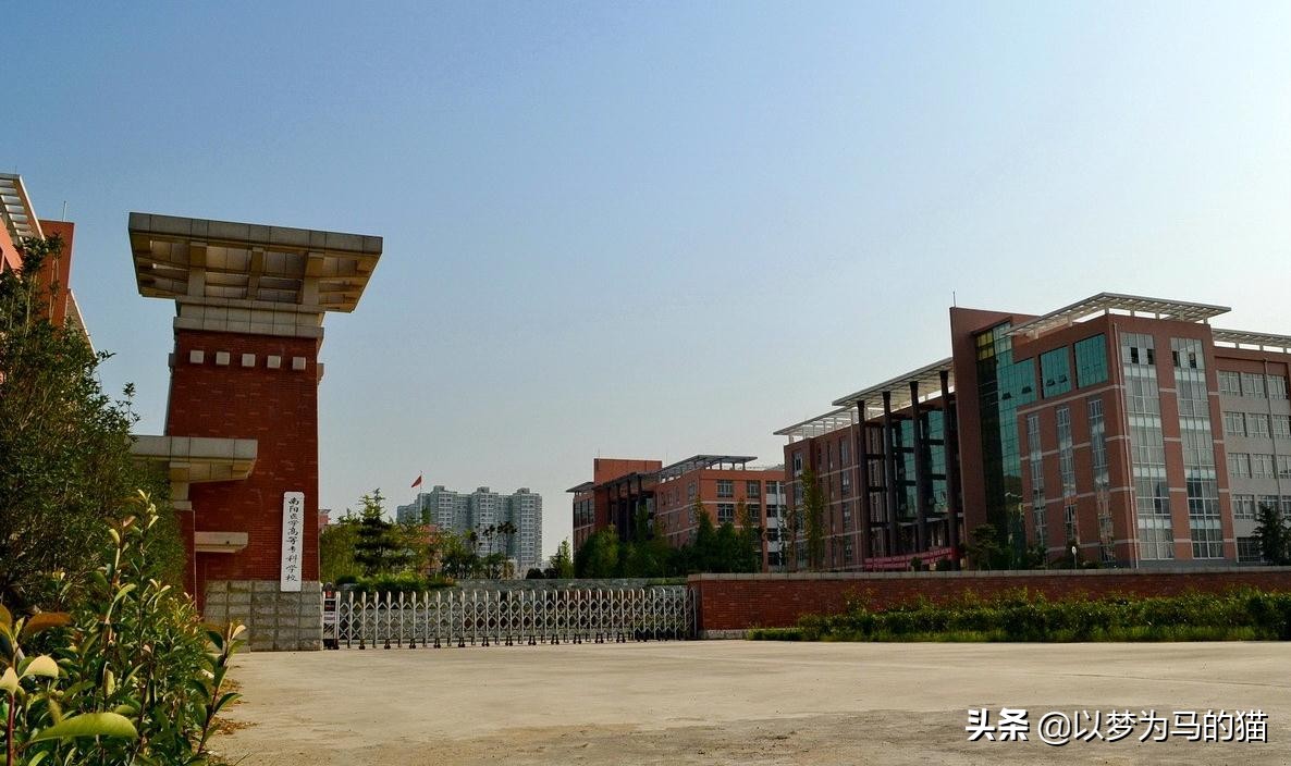 二本医学院校什么专业就业率最好,就业率较高的20所医学专科院校