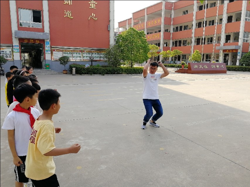 方城七小属于哪个中学招生范围,七小足球校队